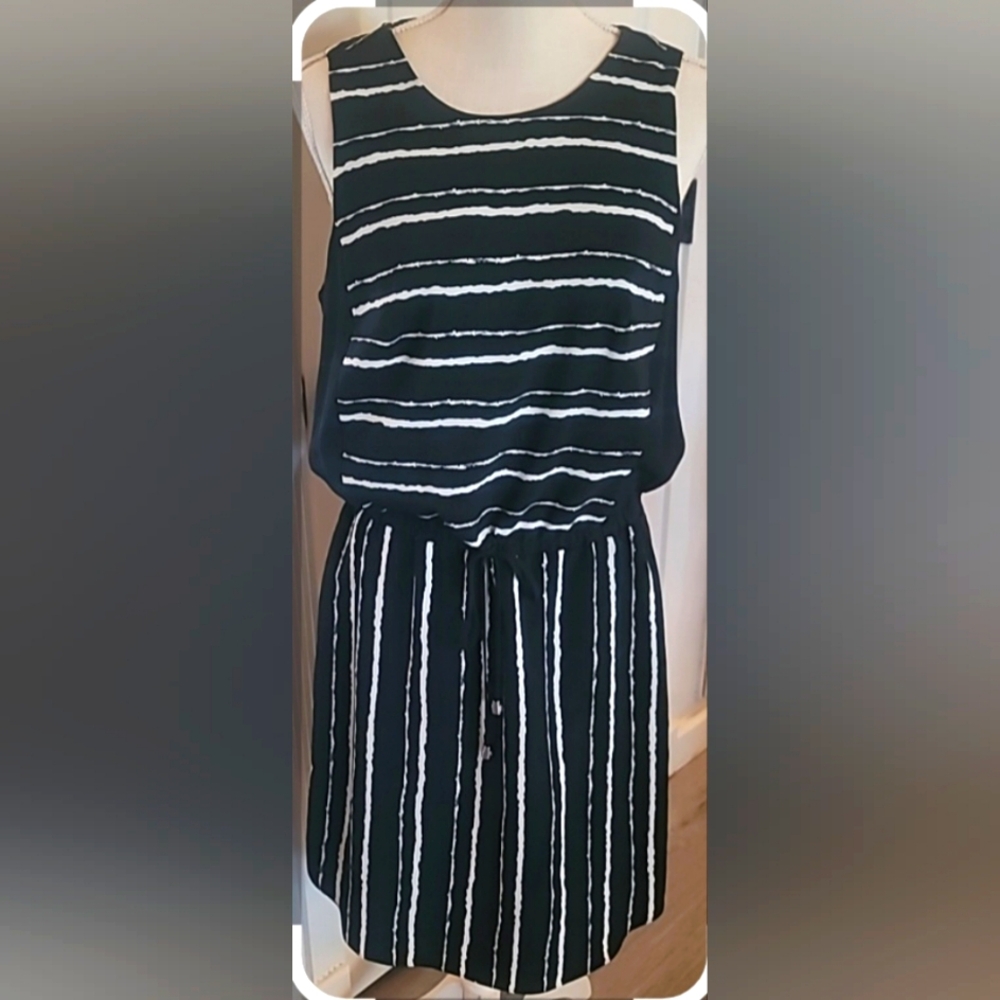 Vince Camuto Drawstring Waist Dress Size 10